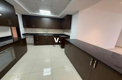 Apartment - 2 Bedrooms - 3 Bathrooms for rent in Duja Tower - Sheikh Zayed Road - Dubai