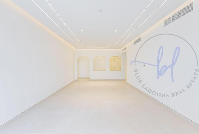 73731141 - Property Main Image