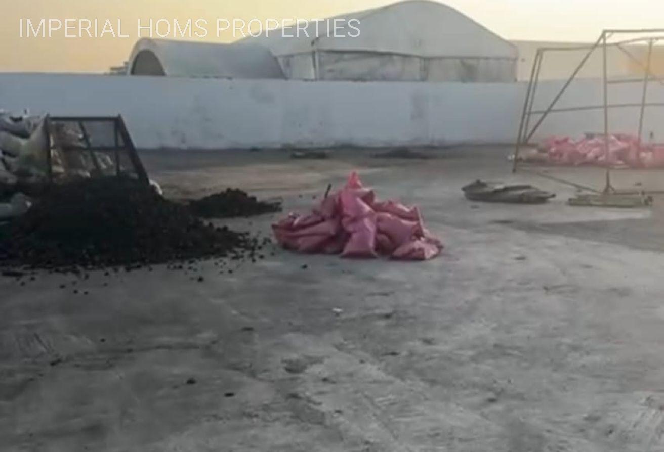 Charming Commercial Plot in Umm Al Thuoob