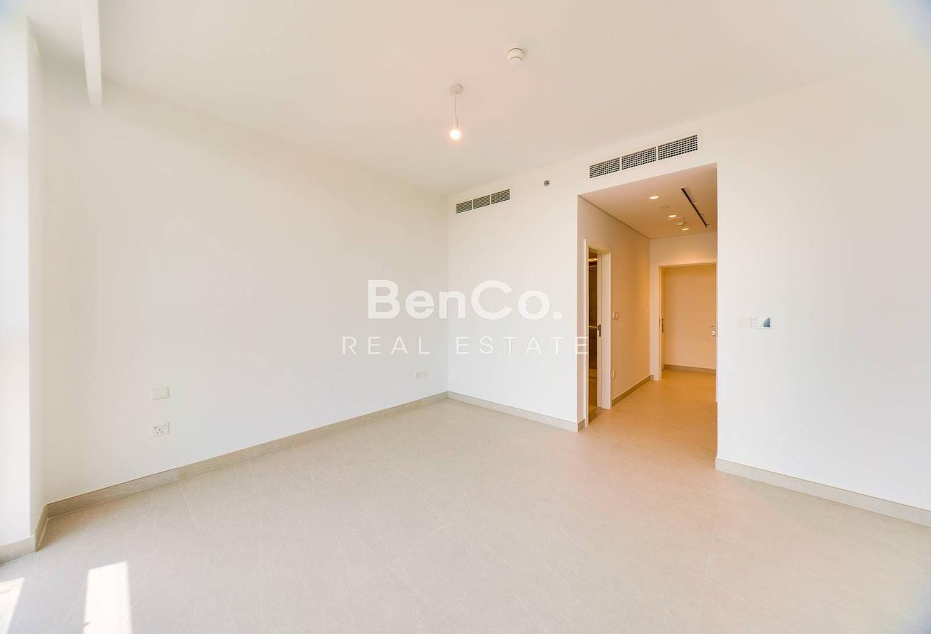 2BR High Floor | Golf Views | Multiple Options photo 12