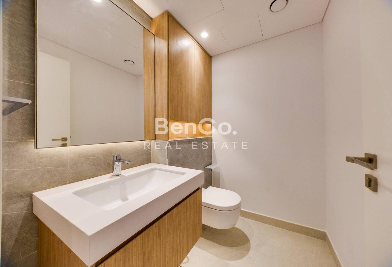 2BR High Floor | Golf Views | Multiple Options photo 18