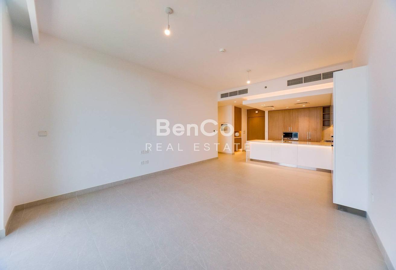 2BR High Floor | Golf Views | Multiple Options photo 6