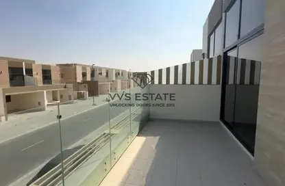 Villa - 4 Bedrooms - 5 Bathrooms for sale in Elie Saab VIE Townhouses - District 11 - Mohammed Bin Rashid City - Dubai