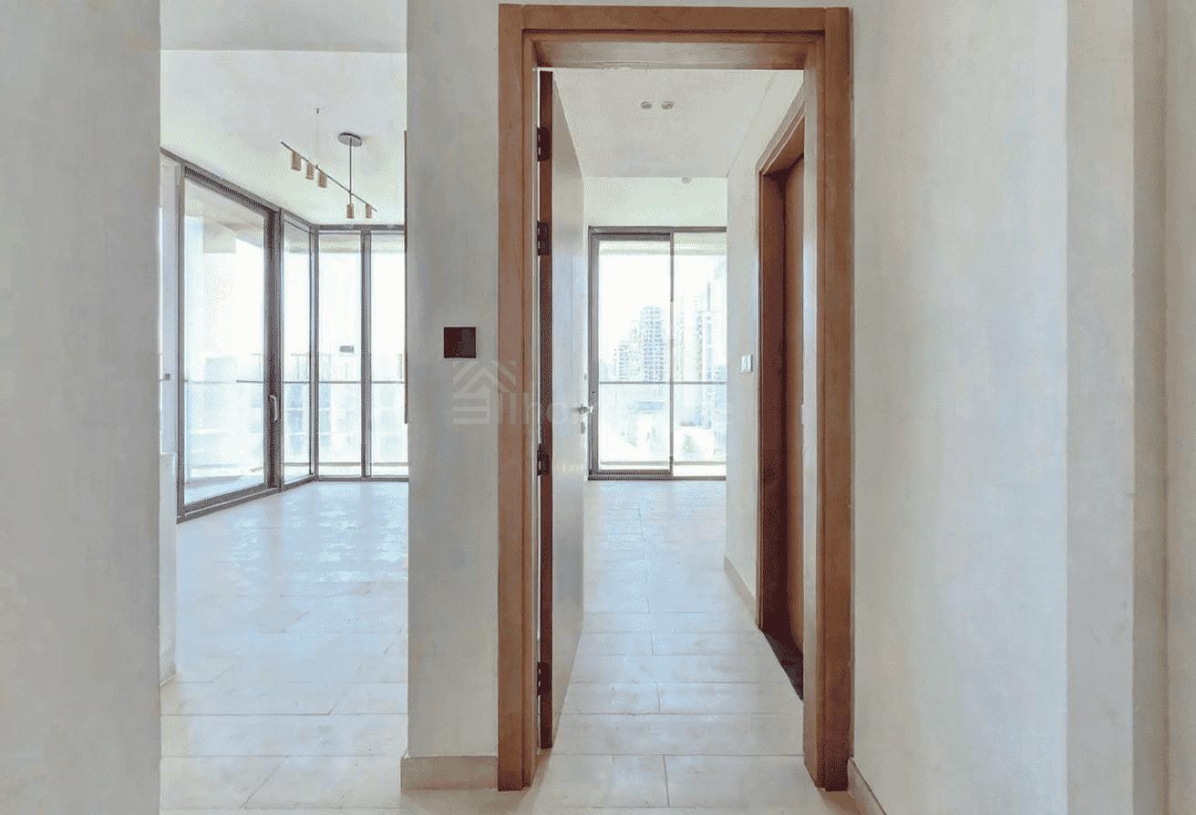 Brand New | Corner Unit | Vacant photo 9