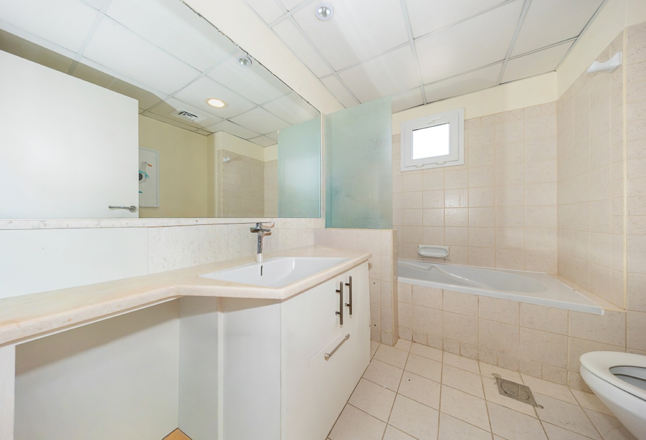 5 bedroom villa in Meadows 6, Meadows: 27