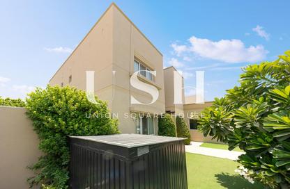Villa - 5 - 6 for rent in Meadows 6 - Meadows - Dubai