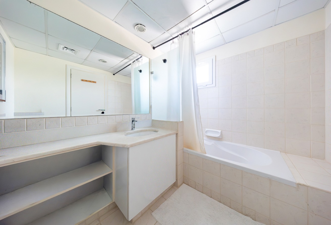 5 bedroom villa in Meadows 6, Meadows: 26