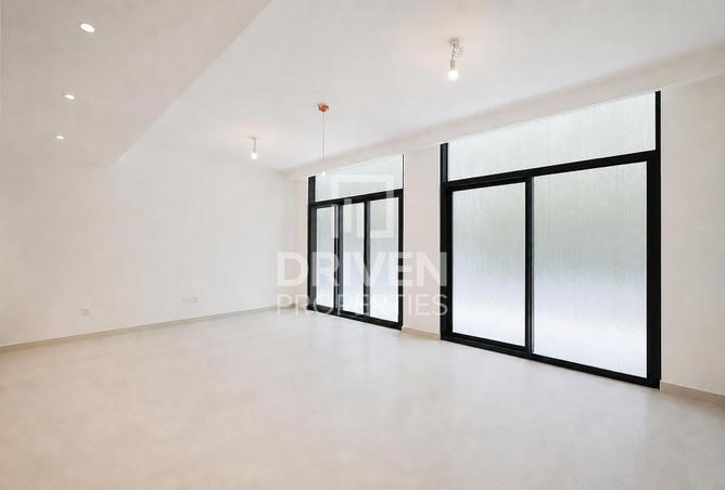 137447194 - Property Main Image