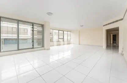 شقة - 3 غرف نوم - 2 حمامات للايجار في 8 غولدن ساندز - منخول - بر دبي - دبي