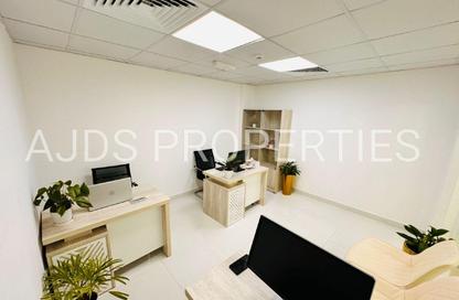 Office Space - Studio - 1 Bathroom for rent in Silver Home Building - Hor Al Anz - Deira - Dubai
