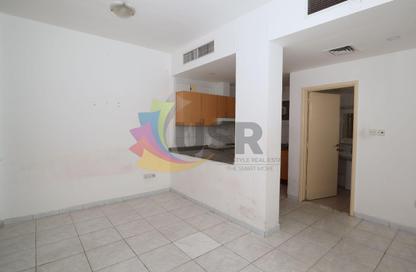 Apartment - Studio - 1 Bathroom for rent in Oud Metha - Bur Dubai - Dubai Apartment - Studio - 1 Bathroom for rent in Oud Metha - Bur Dubai - Dubai