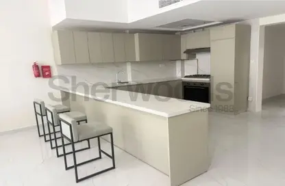 شقة - 2 غرف نوم - 2 حمامات للايجار في بوابة إكويتي - جبل علي - دبي