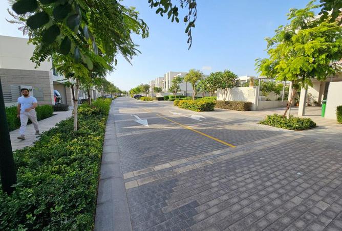 88301637 - صورة العقار 2
