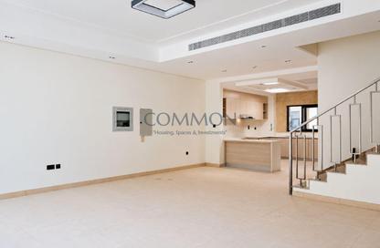 Villa - 4 - 6 for rent in Dubai Investment Park 1 (DIP 1) - Dubai Investment Park (DIP) - Dubai