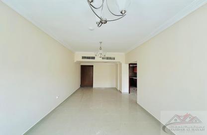 Apartment - 1 Bedroom - 2 Bathrooms for rent in Muwaileh 29 Building - Muwaileh - Sharjah