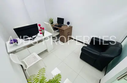 Office Space - 1 Bedroom - 1 Bathroom for rent in Al Fajer Complex - Oud Metha - Bur Dubai - Dubai