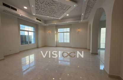 Villa - 5 - 7 for rent in Al Quoz 2 - Al Quoz - Dubai