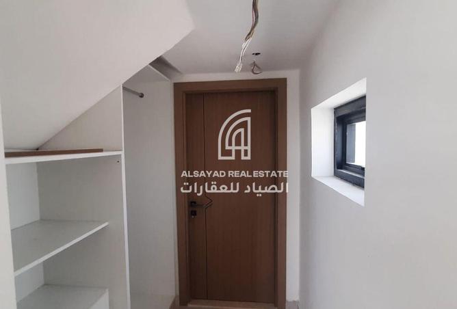 106414907 - Property Image 2