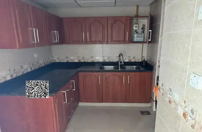 شقة - 2 غرف نوم - 2 حمامات للبيع في مساكن كورنيش عجمان - طريق كورنيش عجمان - عجمان