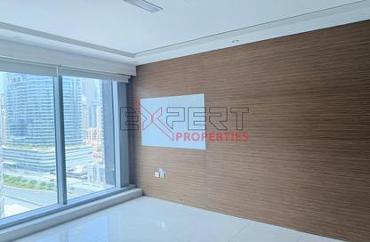 Office Space - Studio - 1 Bathroom for rent in Opal Tower - Business Bay - Dubai