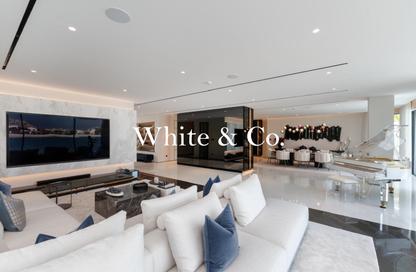 Villa - 4 Bedrooms - 5 Bathrooms for rent in Garden Homes Frond L - Garden Homes - Palm Jumeirah - Dubai