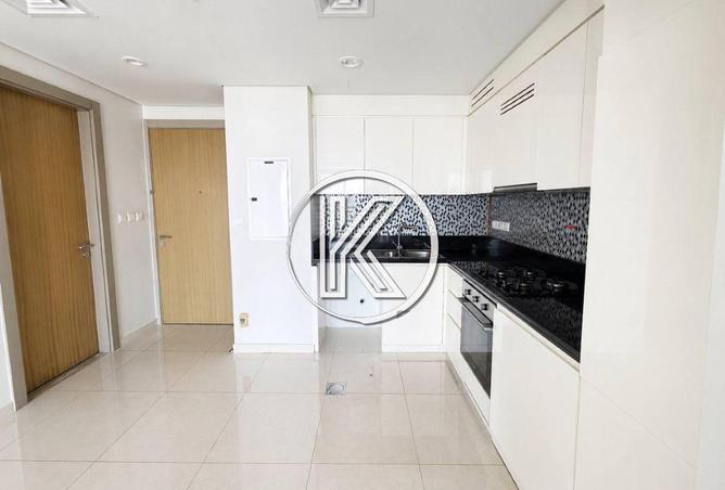 92718561 - Property Image 3