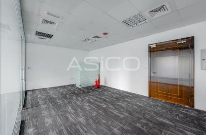 Office Space - Studio for rent in Churchill Towers - Business Bay - Dubai