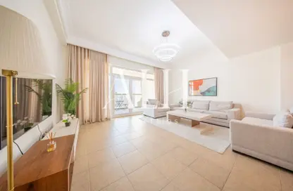 Apartment - 1 Bedroom - 1 Bathroom for sale in Al Khushkar - Shoreline Apartments - Palm Jumeirah - Dubai
