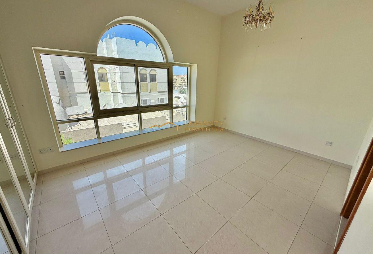 Spacious 5BR Villa | Shared Pool | Jumeirah 1 photo 2