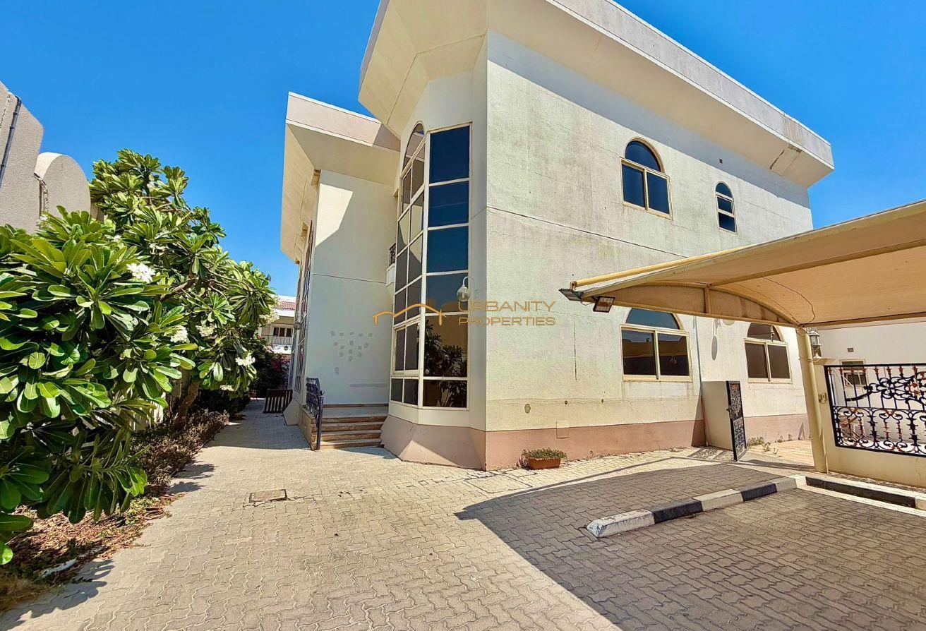 Spacious 5BR Villa | Shared Pool | Jumeirah 1 photo 6