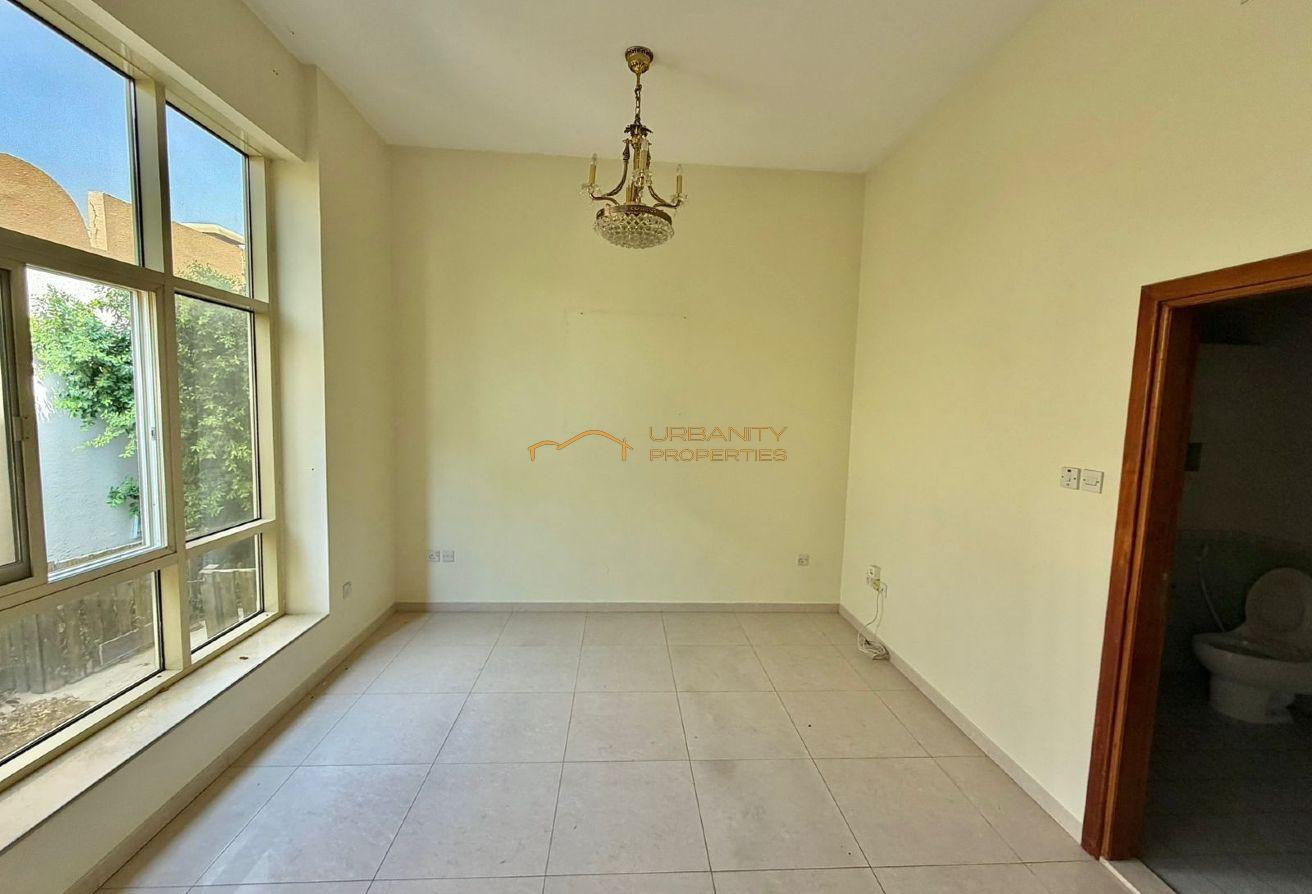 Spacious 5BR Villa | Shared Pool | Jumeirah 1 photo 10