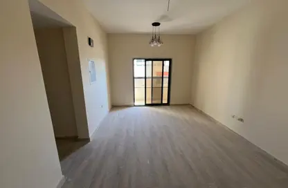 Apartment - 2 Bedrooms - 2 Bathrooms for rent in Al Jurf 3 - Al Jurf - Ajman Downtown - Ajman