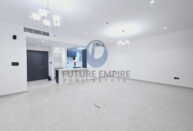 73866390 - Property Image 2