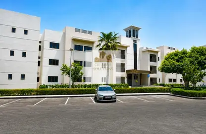 Apartment - 3 Bedrooms - 3 Bathrooms for rent in The Gardens Building 26 - The Gardens Buildings - The Gardens - Dubai