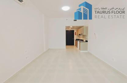 Apartment - Studio - 1 Bathroom for rent in Al Muteena Building - Al Muteena - Deira - Dubai Apartment - Studio - 1 Bathroom for rent in Al Muteena Building - Al Muteena - Deira - Dubai