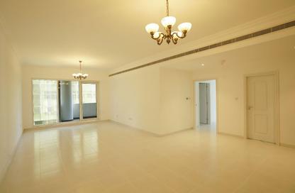 Apartment - 2 Bedrooms - 3 Bathrooms for rent in Trade Centre Second - World Trade Center - Dubai
