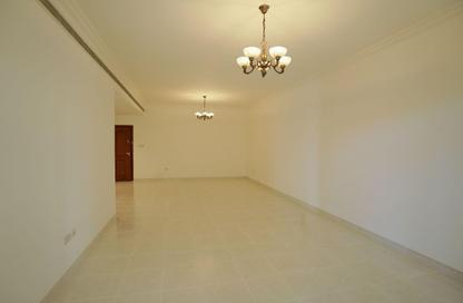 Apartment - 2 Bedrooms - 3 Bathrooms for rent in Trade Centre Second - World Trade Center - Dubai