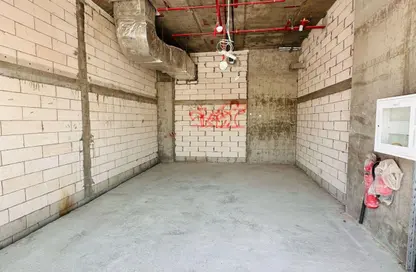 محل - استوديو للايجار في عزيزي العنبر - الفرجان - دبي
