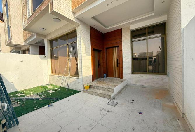 114595512 - Property Image 2