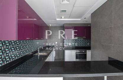 Apartment - 2 Bedrooms - 1 Bathroom for sale in Cayan Tower - Dubai Marina - Dubai