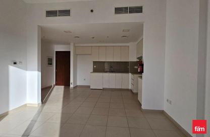 Apartment - 2 Bedrooms - 3 Bathrooms for rent in Hayat Boulevard 1B - Hayat Boulevard 1 - Hayat Boulevard - Town Square - Dubai