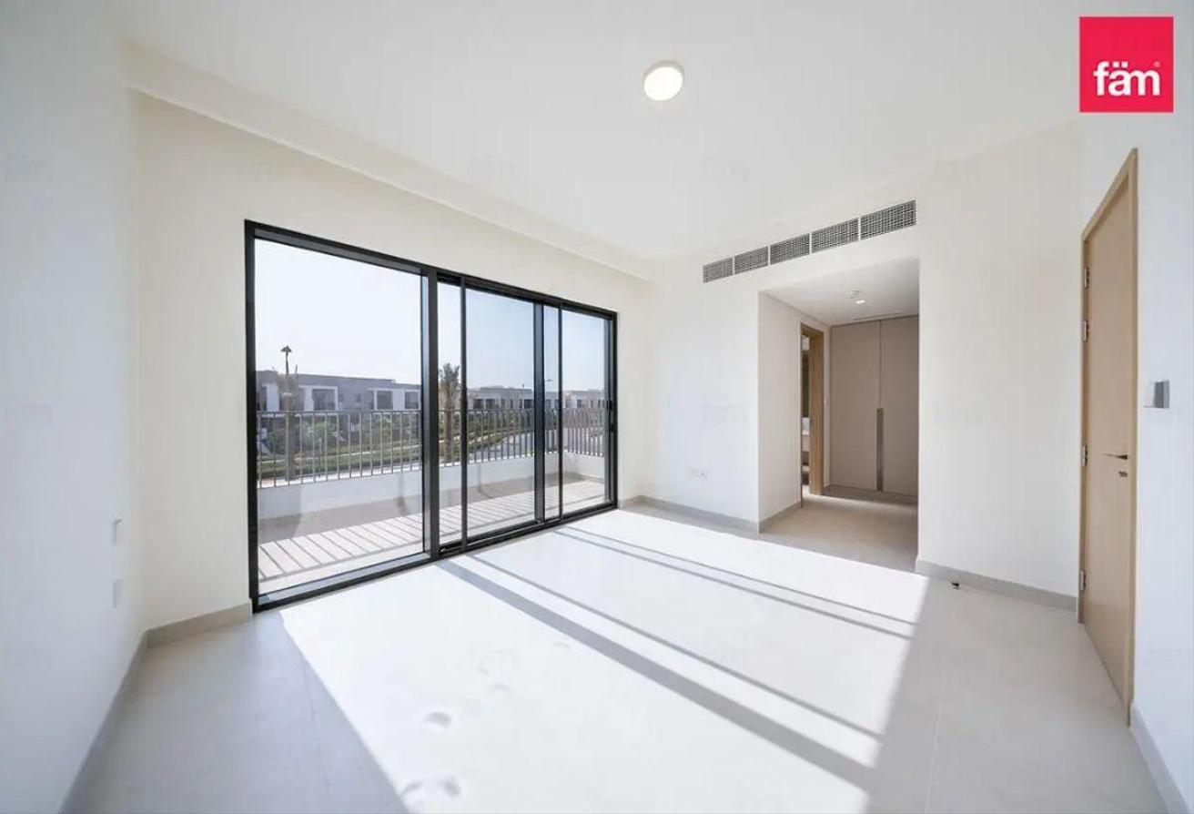 Brand New Corner 4br | Prime Location photo 12