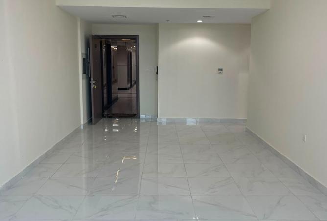 128842989 - Property Image 3