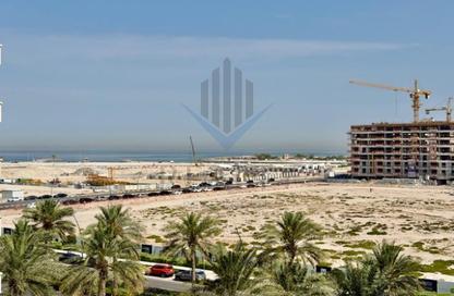 شقة - 2 غرف نوم - 2 حمامات للايجار في أزور بيتش ريزيدنس - جزيرة مريم - الخان - الشارقة