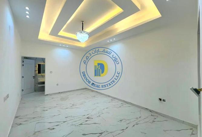 80276211 - Property Image 3