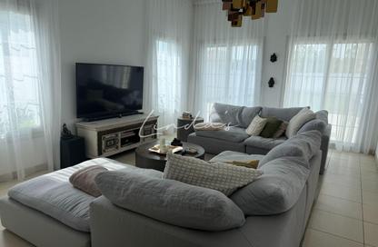 Townhouse - 4 Bedrooms - 5 Bathrooms for sale in Eleganz by Danube - District 14 - Jumeirah Village Circle - Dubai