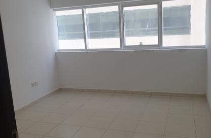 Apartment - 2 - 2 for sale in Palm Tower 2 - Palm Towers - Al Majaz - Sharjah