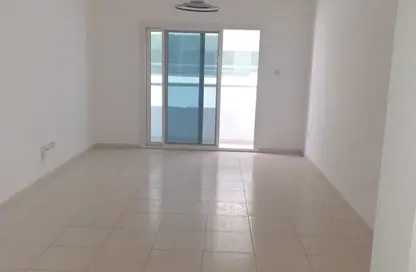 Apartment - 2 Bedrooms - 2 Bathrooms for sale in Palm Tower 2 - Palm Towers - Al Majaz - Sharjah