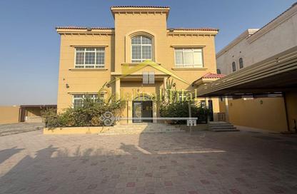 Villa - 5 - 7+ for rent in Al Suyoh 1 - Al Suyoh - Sharjah