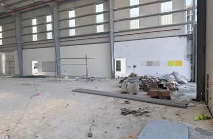 Warehouse - Studio - 1 Bathroom for rent in Umm Al Thuoob - Umm Al Quwain